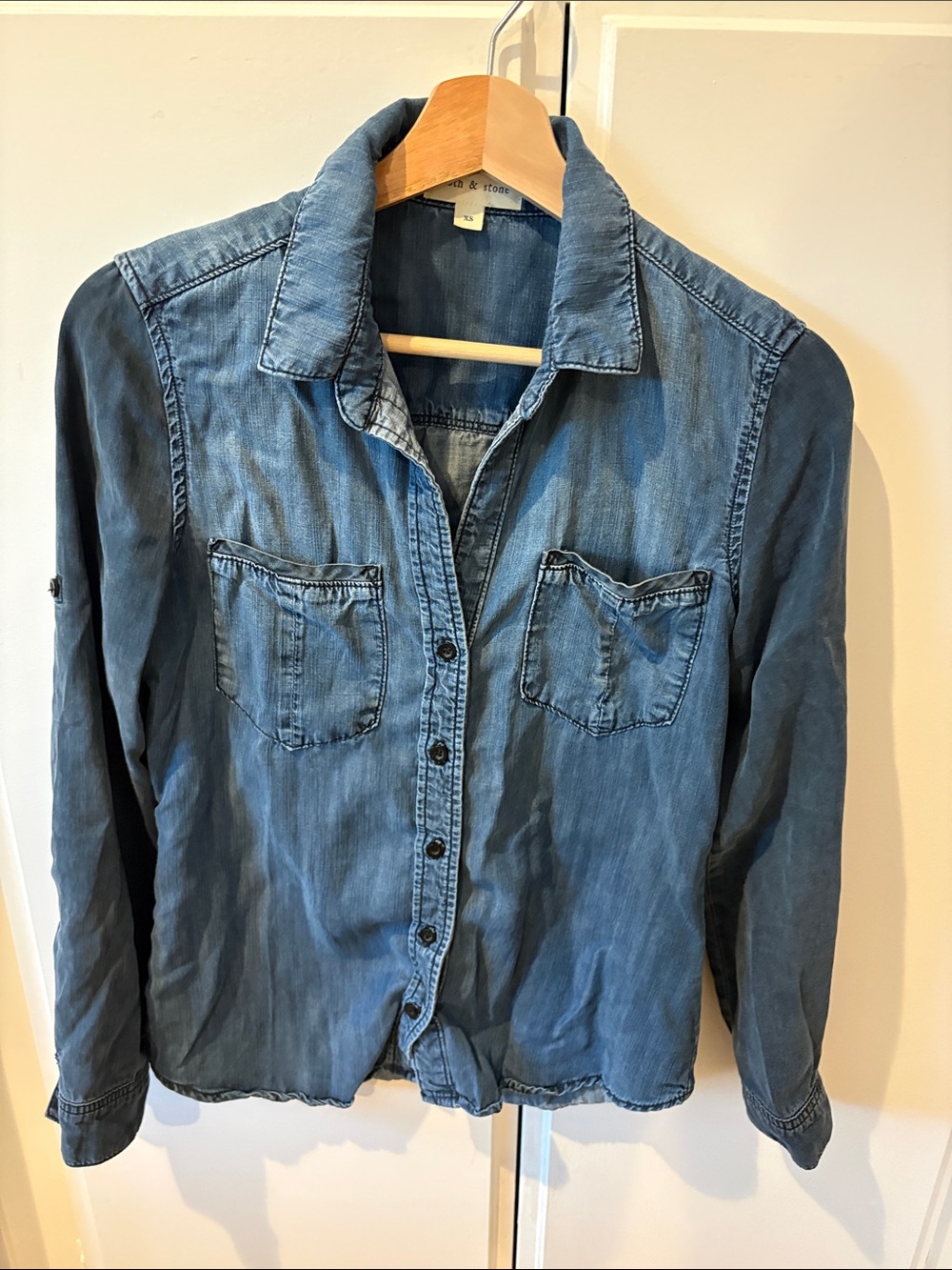 cloth & stone faded blue denim button-up shirt